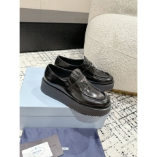 Prada Low Shoes